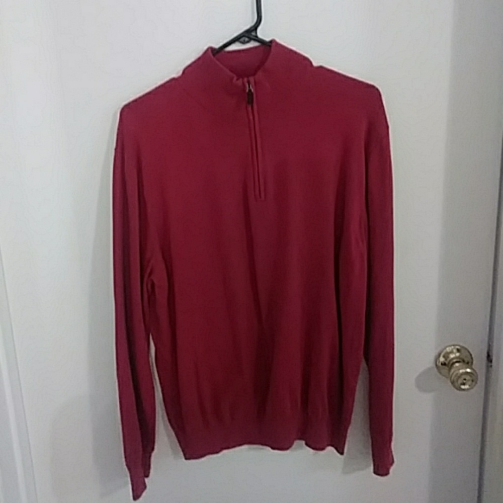 BOGOHO Med Jos. A. Bank Red Sweater